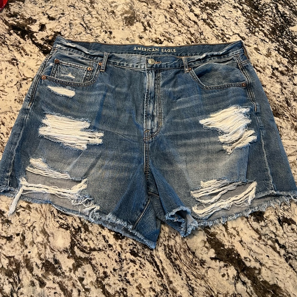 American Eagle Jean Shorts Womens Size 18 Curvy 90s Boyfriend Distressed Denim